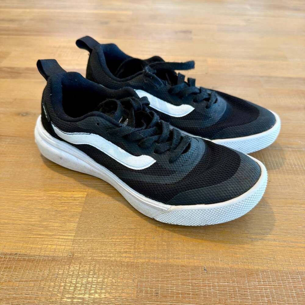 Vans UltraRange Rapidweld Black White Sneakers Men’s Sz 4.5/ Women’s Sz 6
